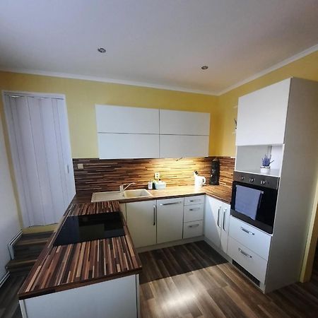 Apartman Sandra Valtice Bagian luar foto
