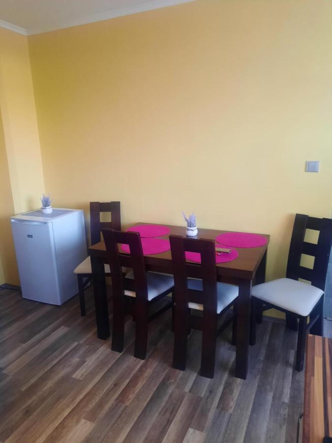 Apartman Sandra Valtice Bagian luar foto