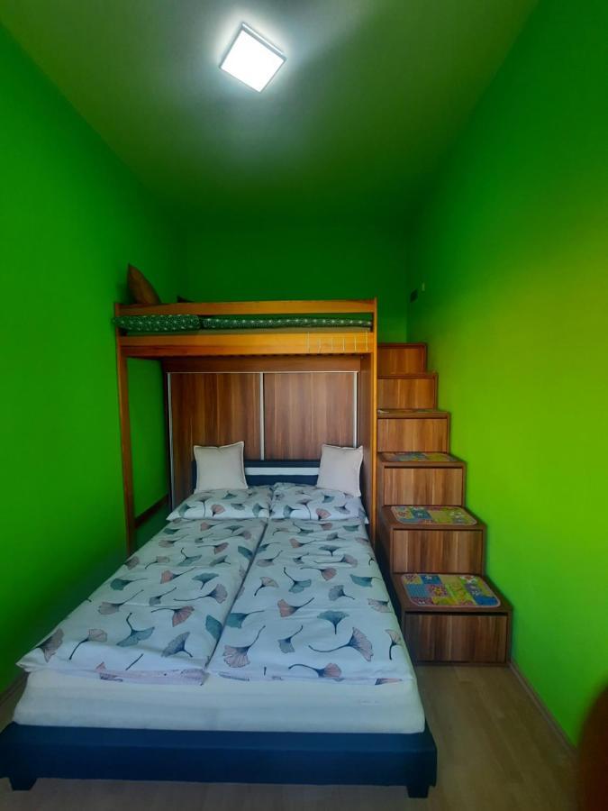 Apartman Sandra Valtice Bagian luar foto